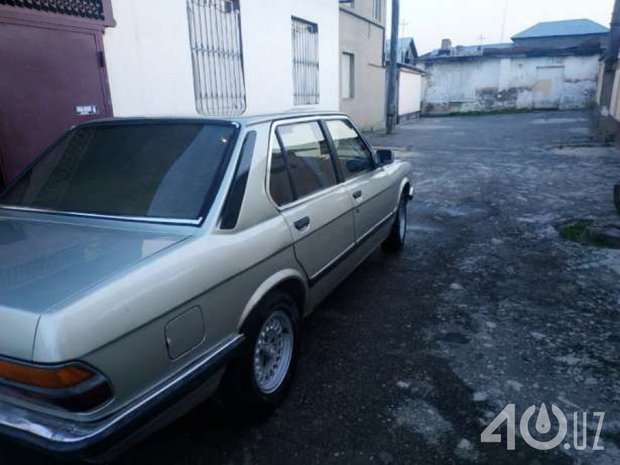 BMW 5 серия II (E28)
