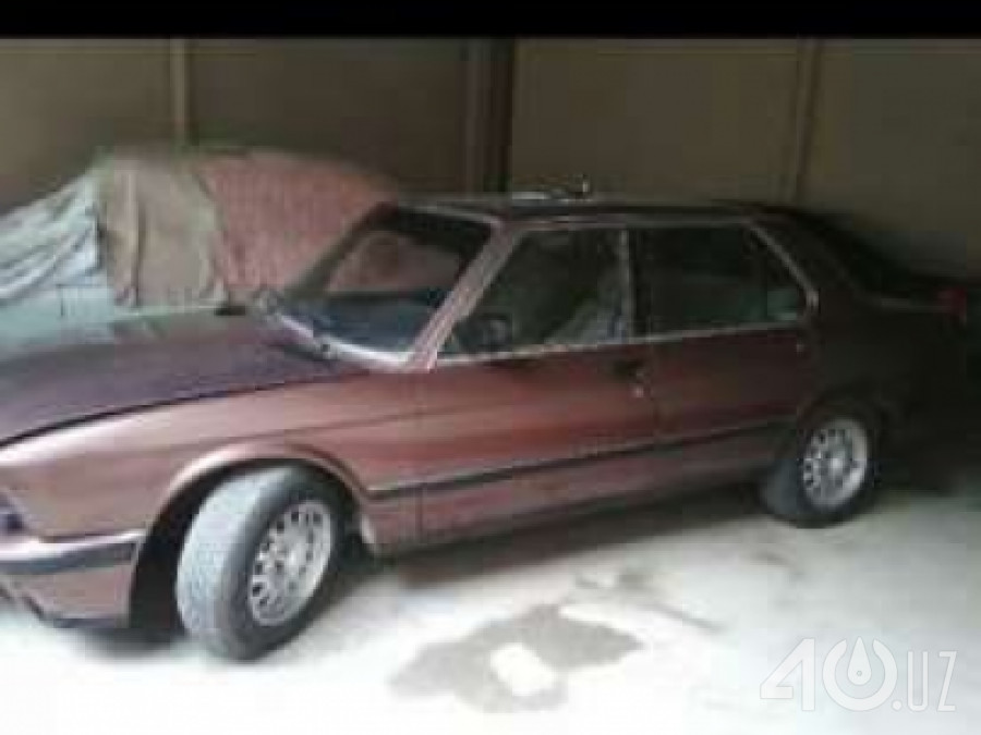 BMW 5 серия II (E28)