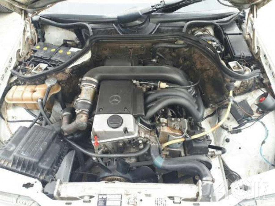 Mercedes-Benz W124