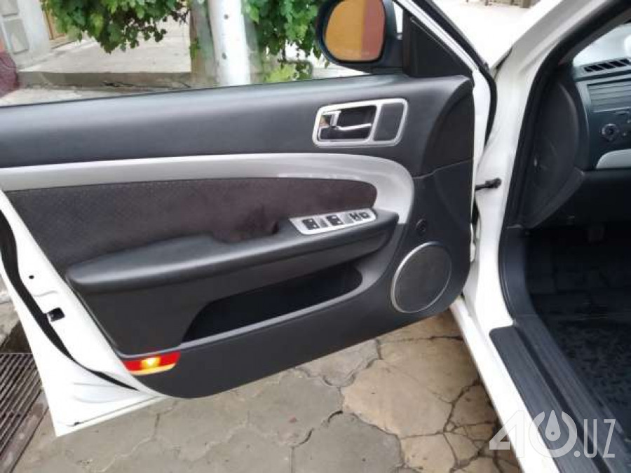 Chevrolet Uz Epica I