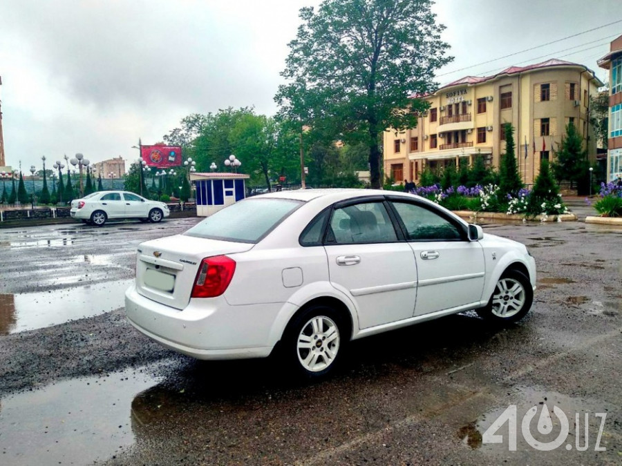 Chevrolet Uz Lacetti II (Gentra)