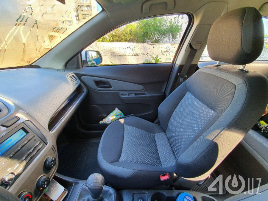 Chevrolet Uz Cobalt II