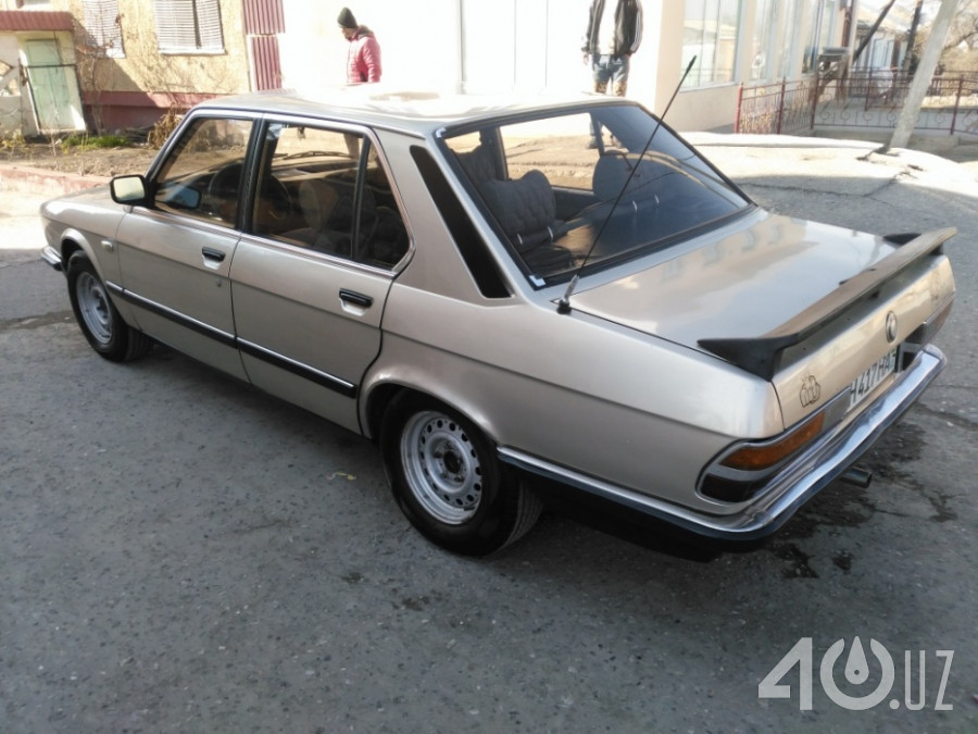 BMW 5 серия II (E28)
