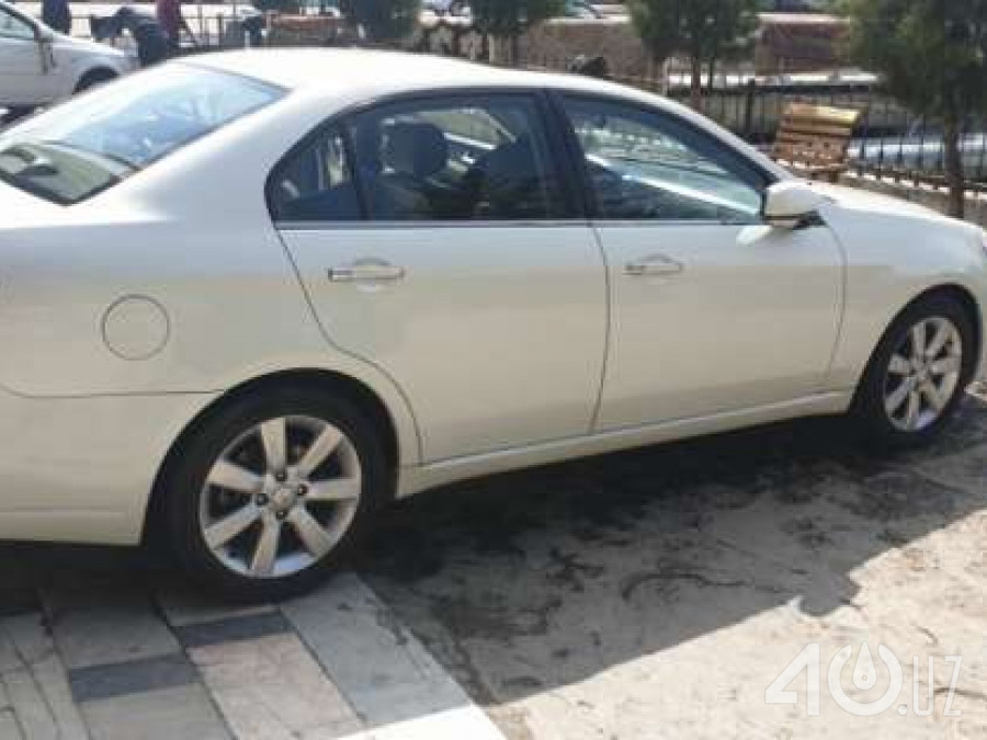Chevrolet Uz Epica I