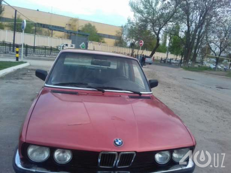 BMW 5 серия II (E28)