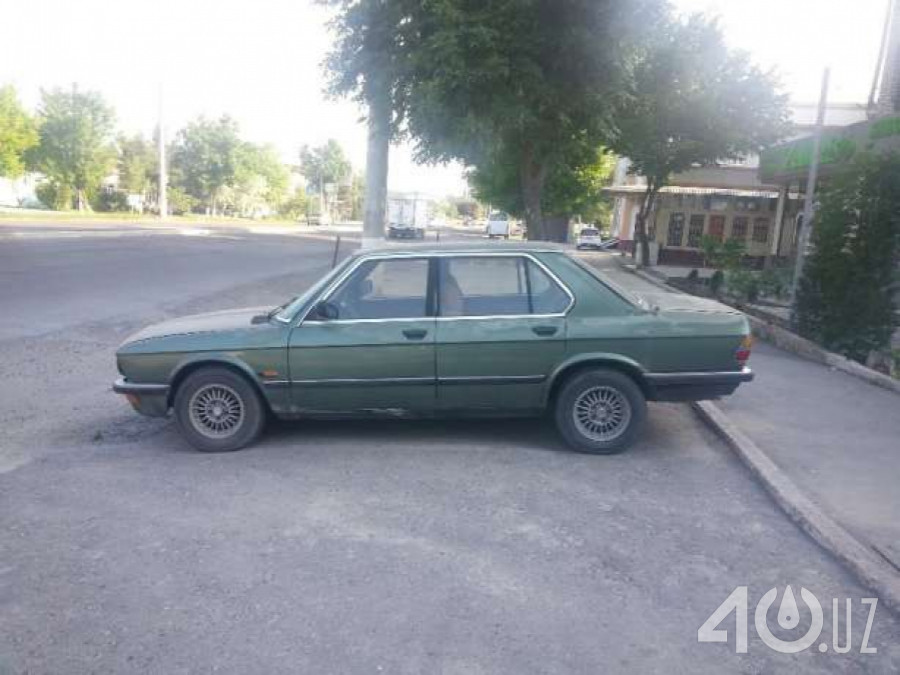 BMW 5 серия II (E28)