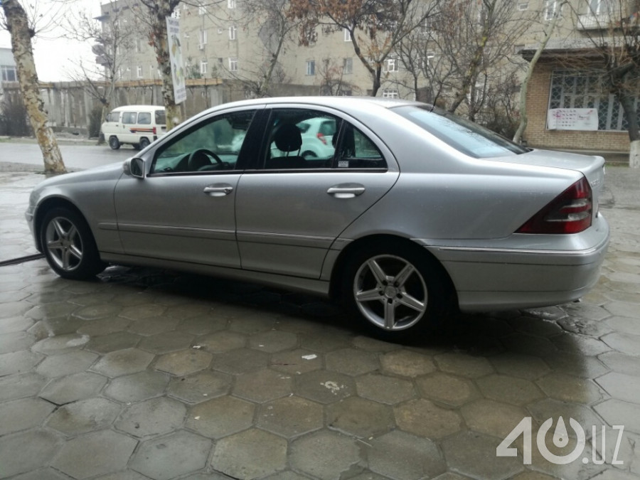 Mercedes-Benz C-klasse II (W203)
