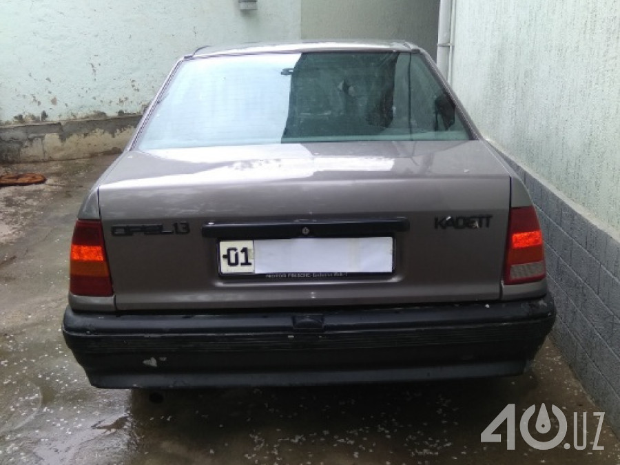 Opel Kadett E