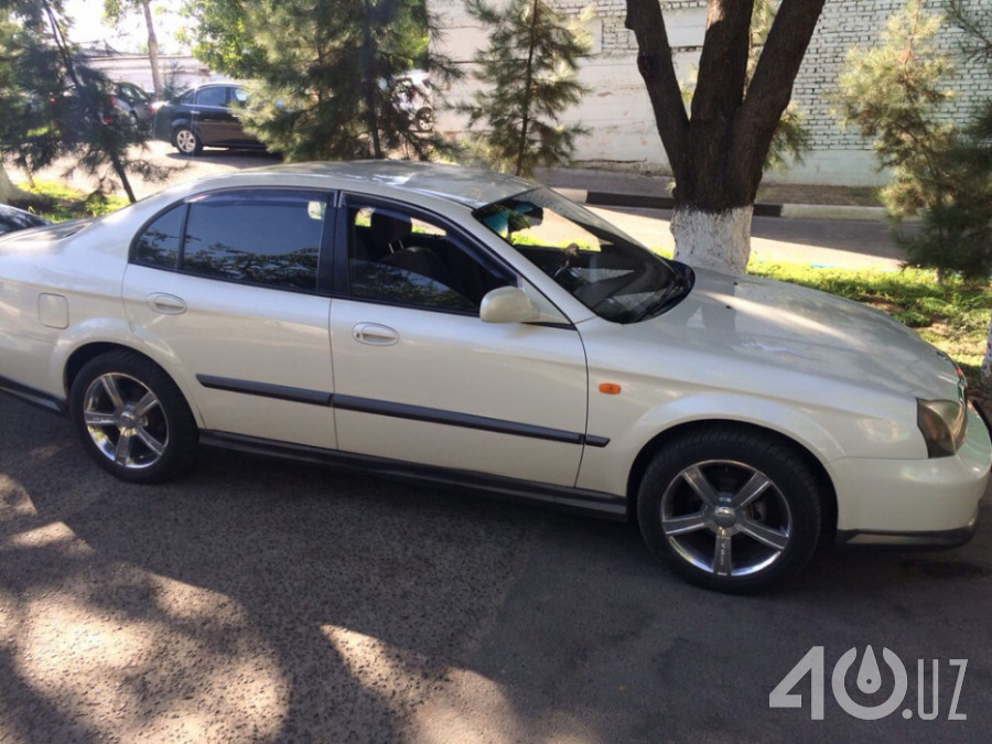 Daewoo Magnus