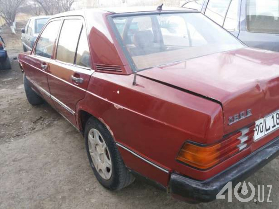 Mercedes-Benz 190 (W201)