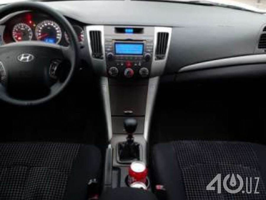 Hyundai Sonata V (NF)