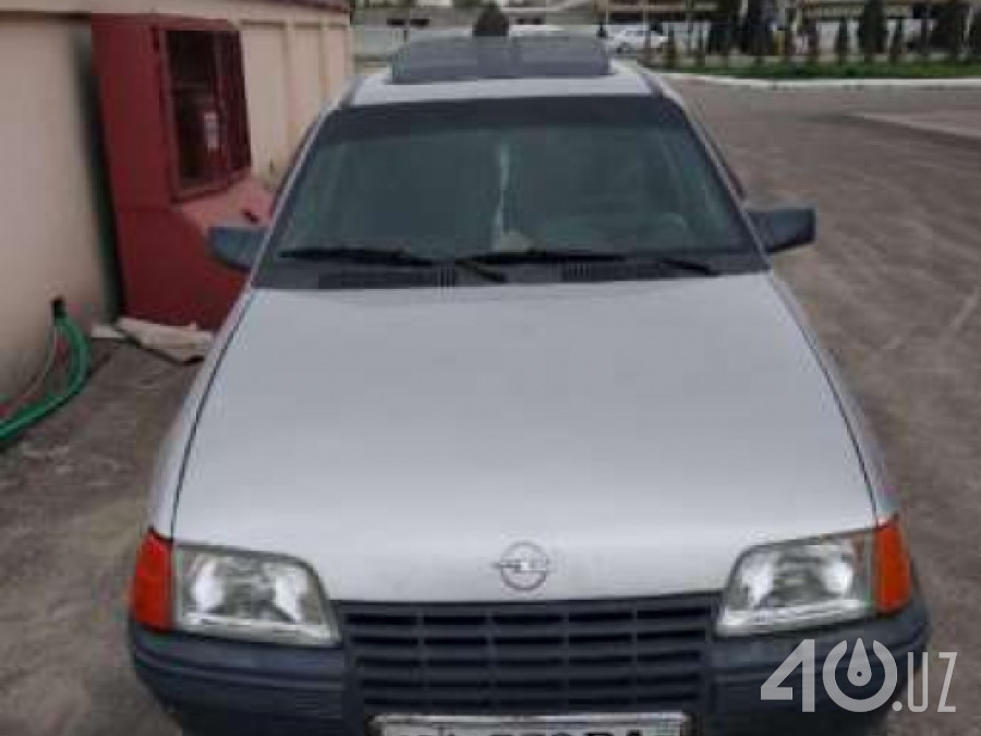Opel Kadett E Рестайлинг