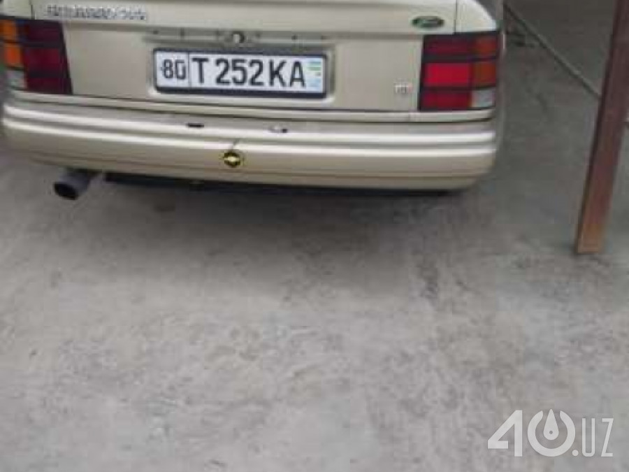 Ford Scorpio I