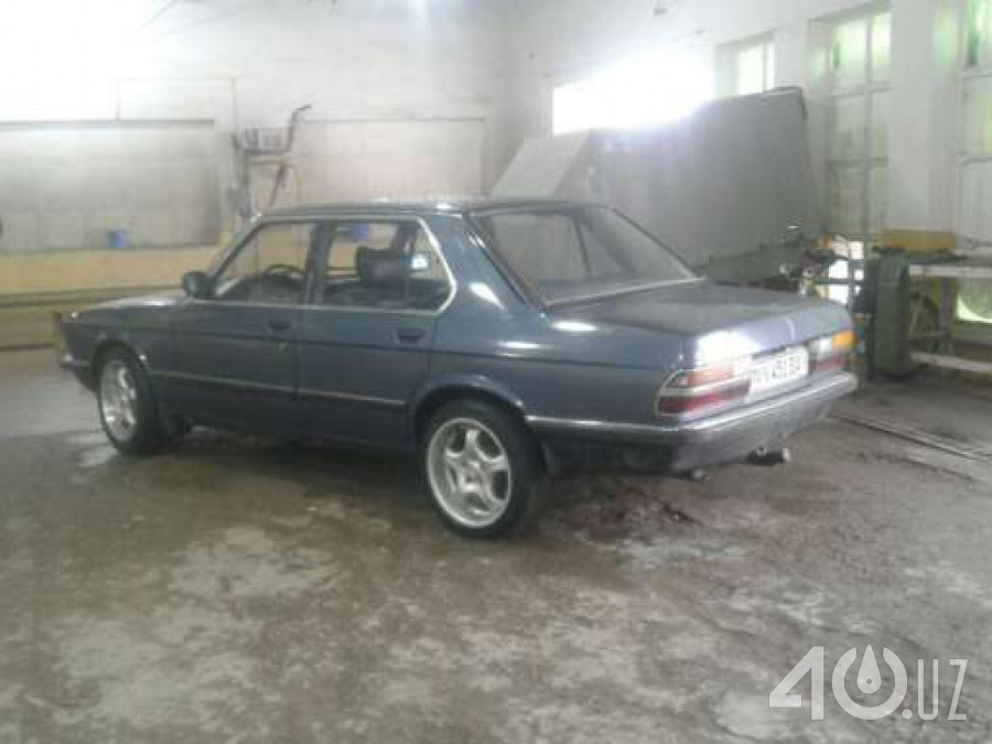 BMW 5 серия II (E28)
