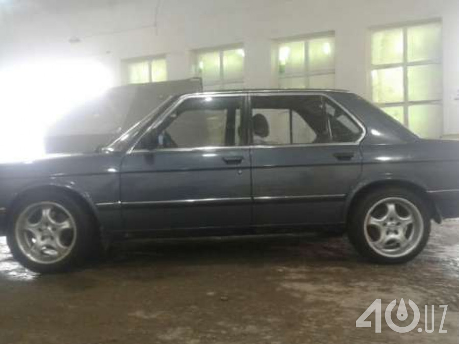 BMW 5 серия II (E28)