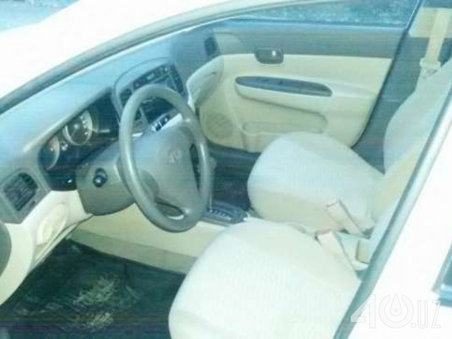 Hyundai Accent III