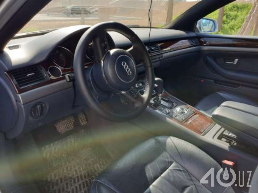 Audi A8 II (D3)