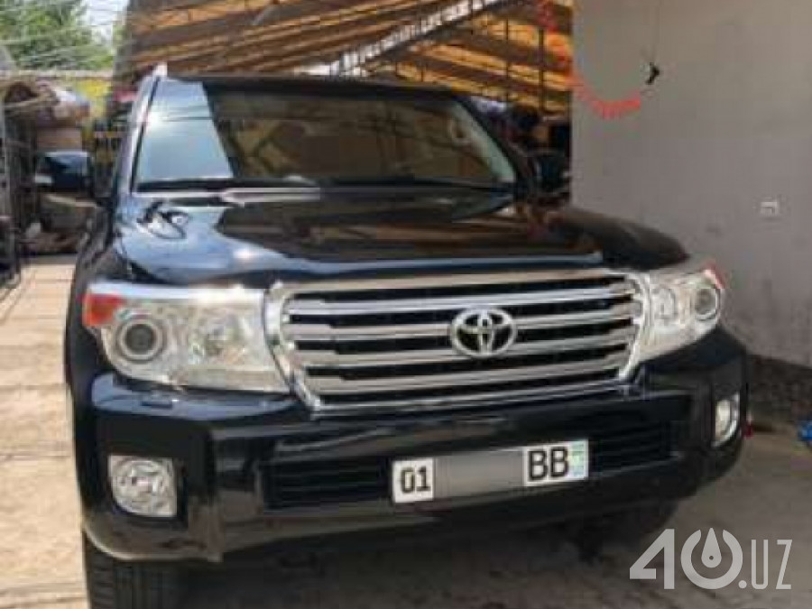 Toyota Land Cruiser 200 Series Рестайлинг 1