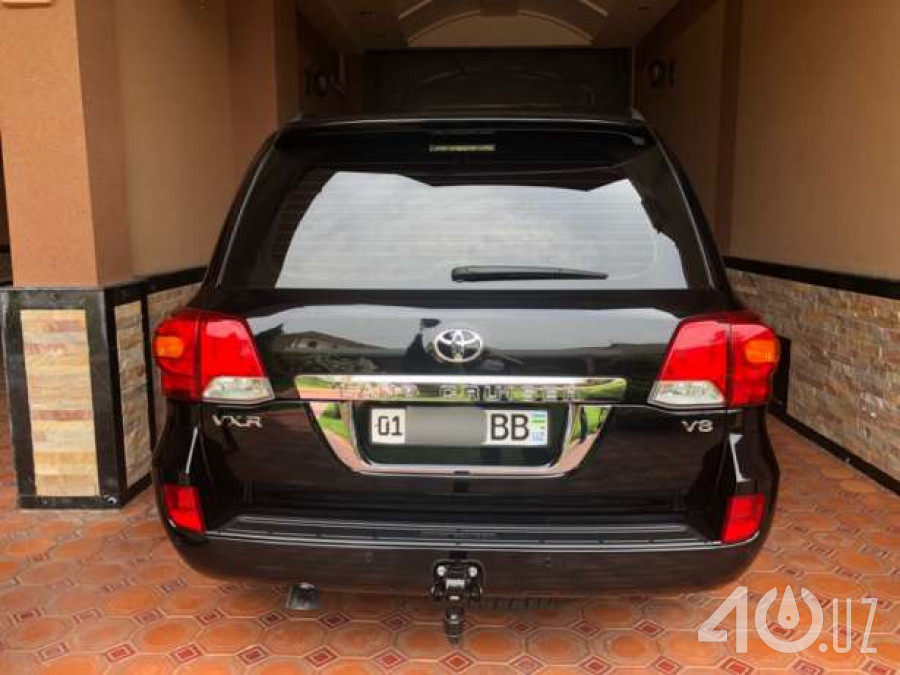Toyota Land Cruiser 200 Series Рестайлинг 1