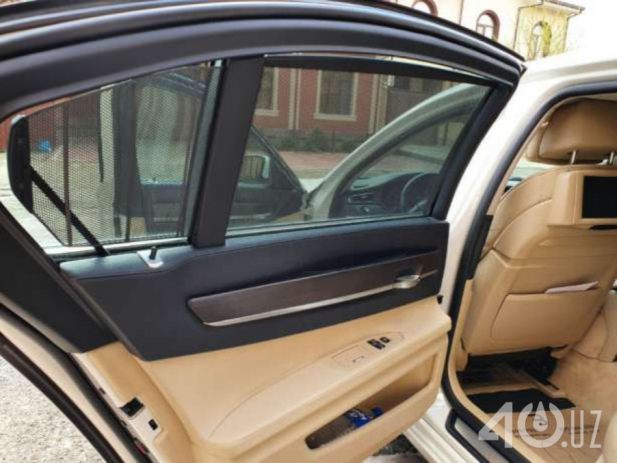 BMW 7 серия V (F01/F02/F04)