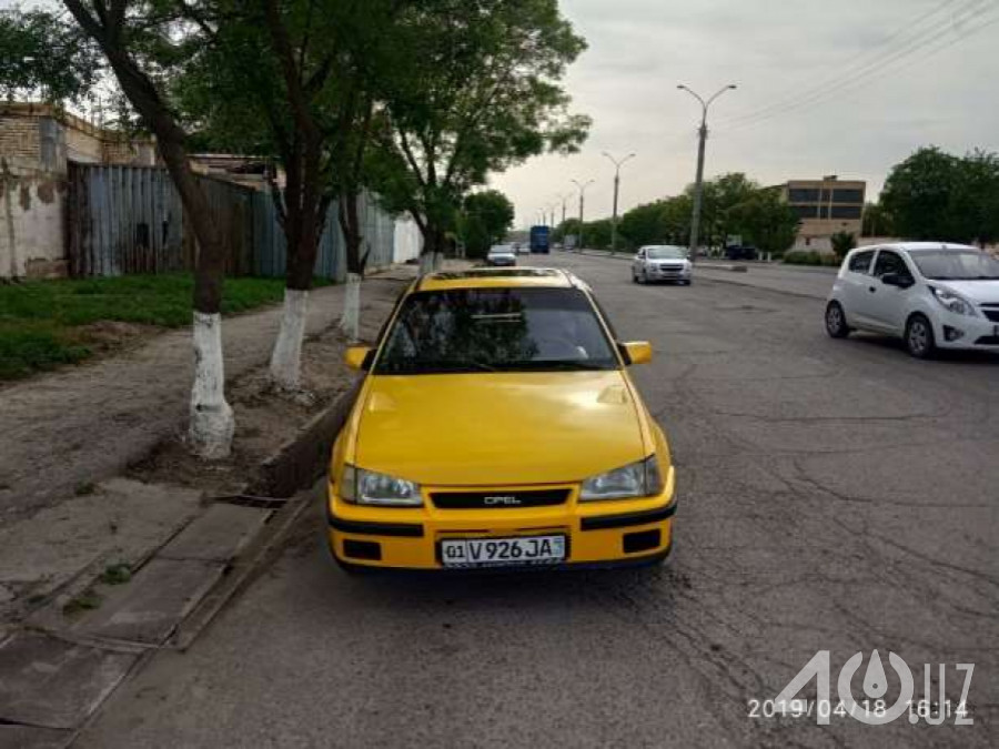Opel Kadett E
