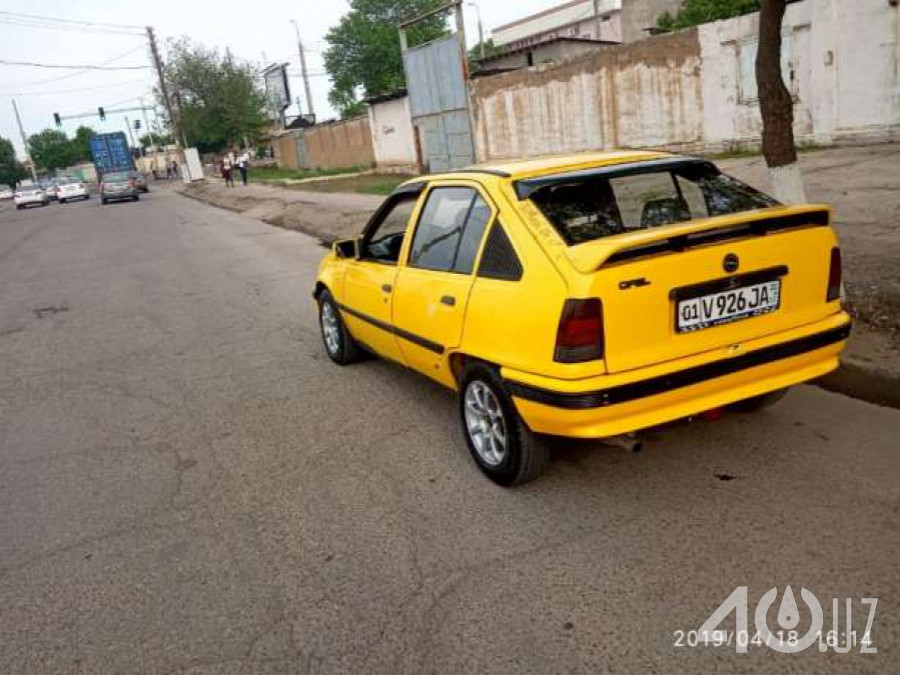 Opel Kadett E