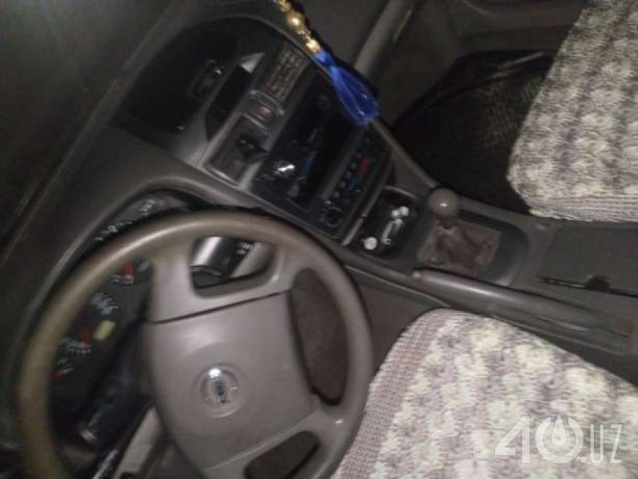Nissan Maxima V (A33)