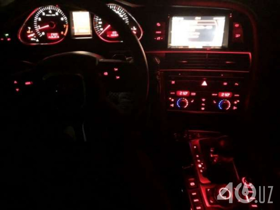 Audi A6 III (C6)