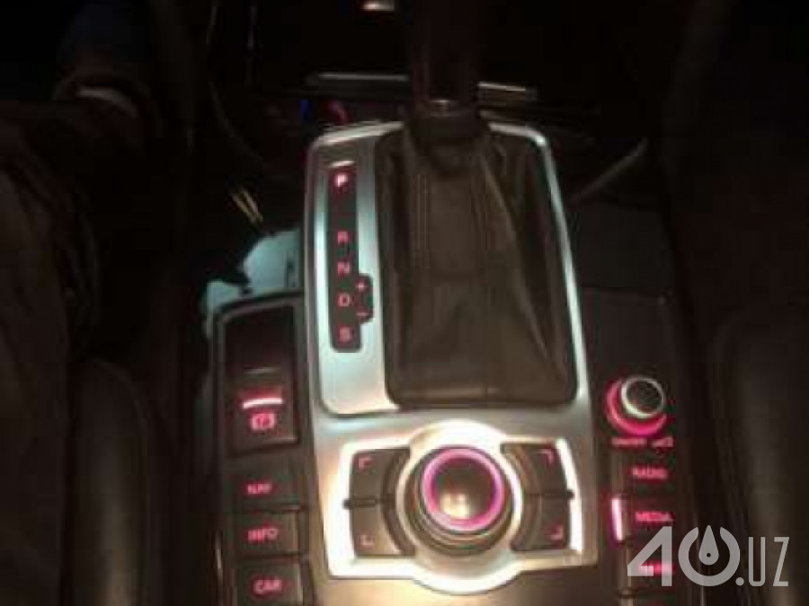 Audi A6 III (C6)