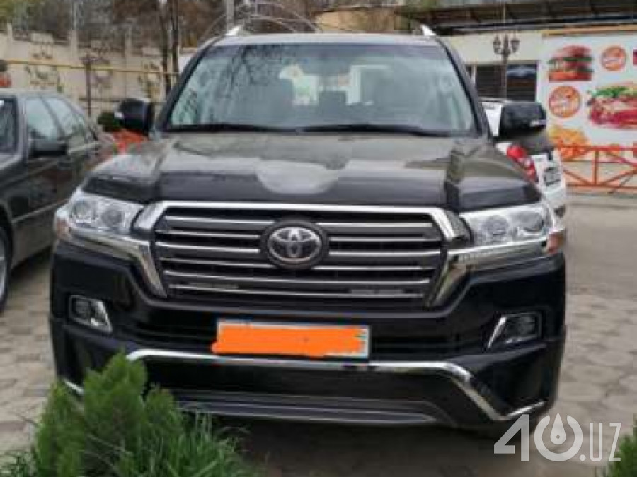 Toyota Land Cruiser 200 Series Рестайлинг 1