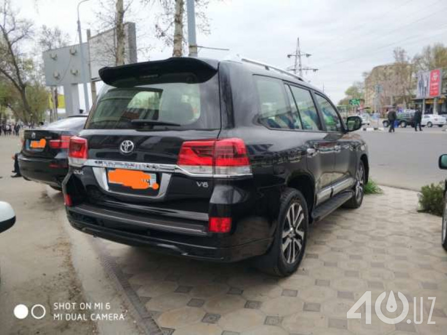 Toyota Land Cruiser 200 Series Рестайлинг 1