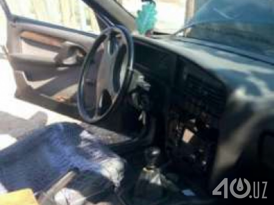 Opel Omega A
