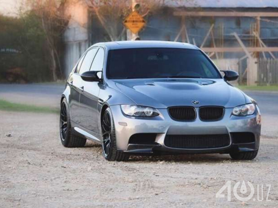 BMW M3 IV (E90)