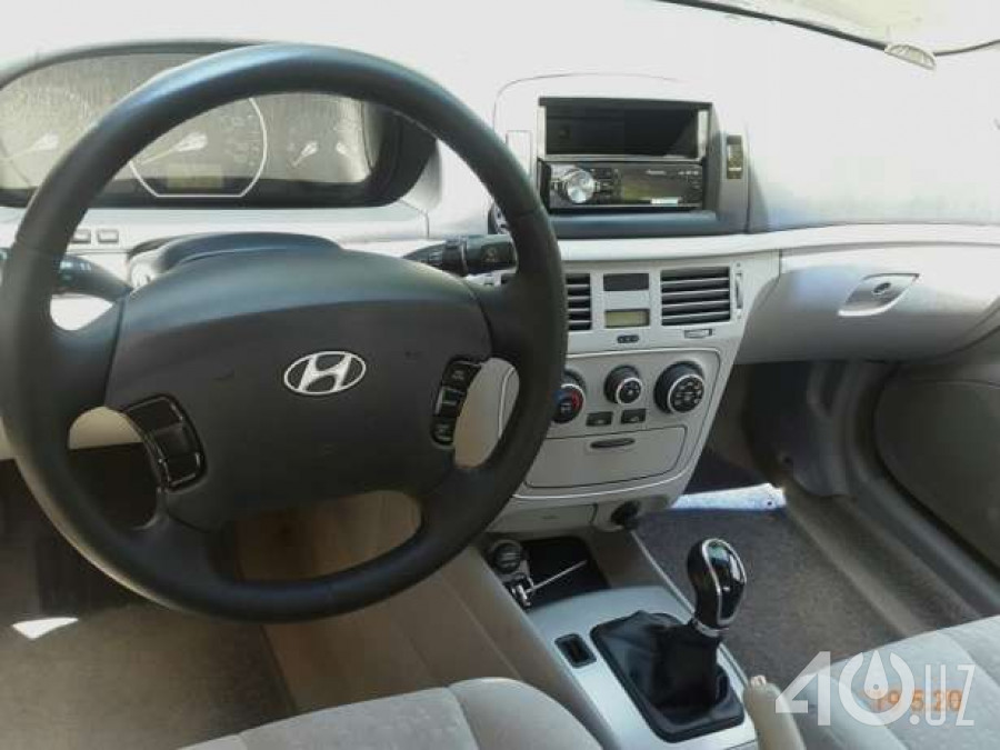 Hyundai Sonata V (NF)