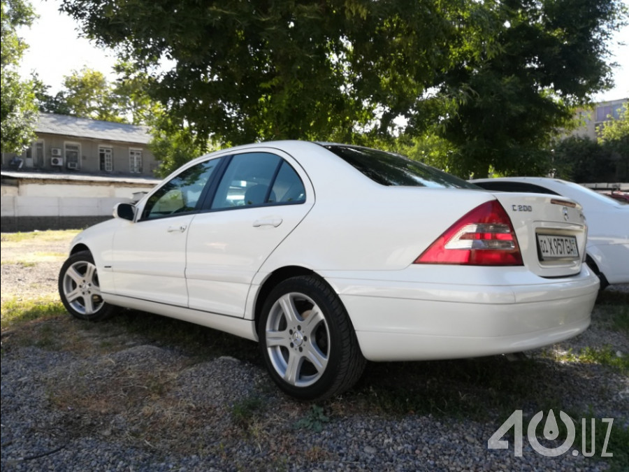 Mercedes-Benz C-klasse II (W203)