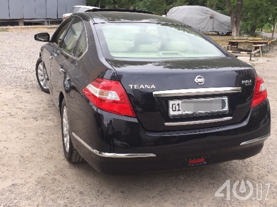 Nissan Teana II