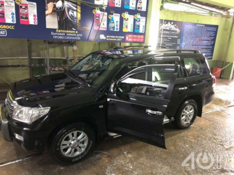 Toyota Land Cruiser 200 Series