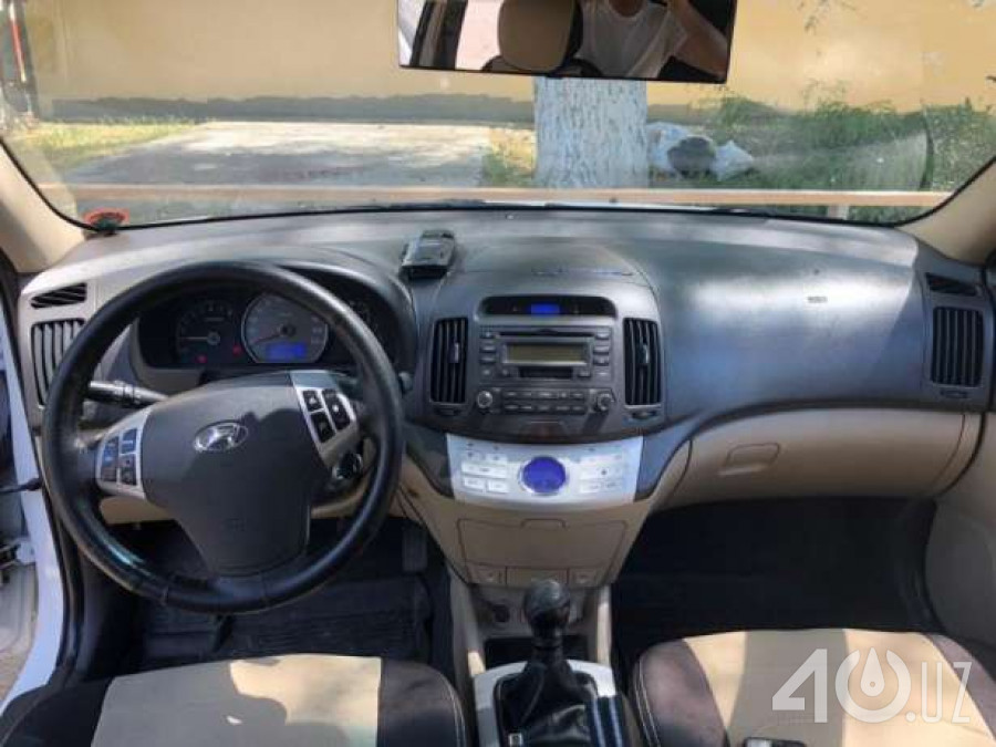 Hyundai Avante IV