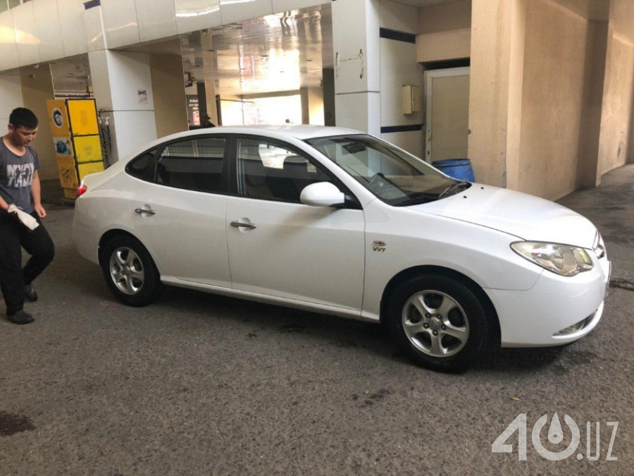 Hyundai Avante IV