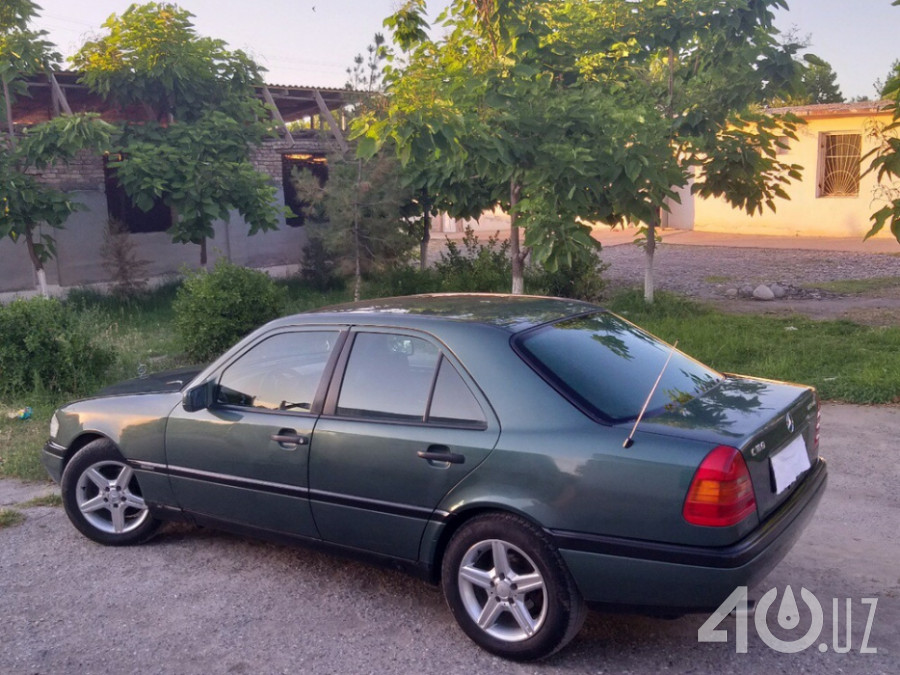 Mercedes-Benz C-klasse II (W203)