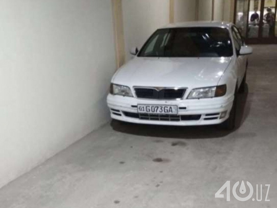 Nissan Maxima IV (A32)