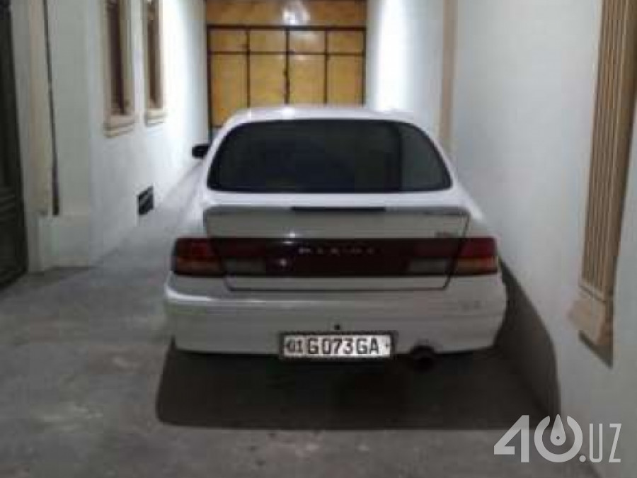 Nissan Maxima IV (A32)
