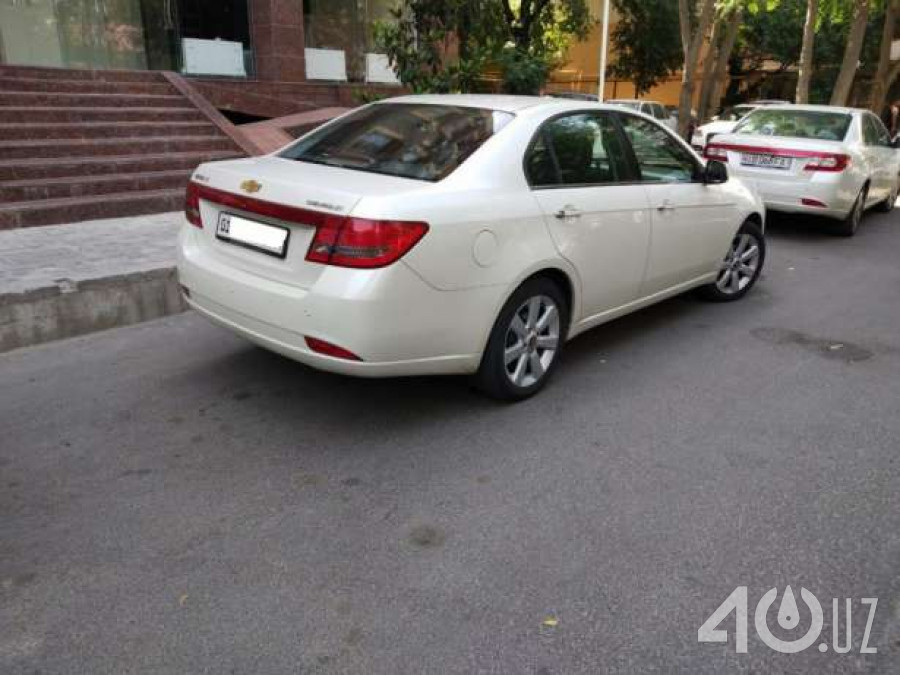 Chevrolet Uz Epica I
