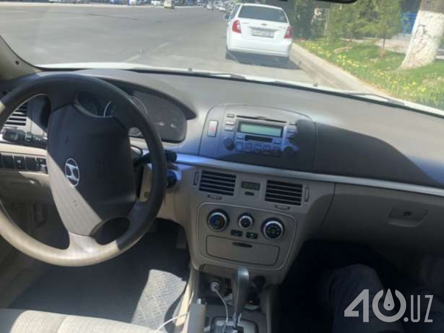 Hyundai Sonata V (NF)