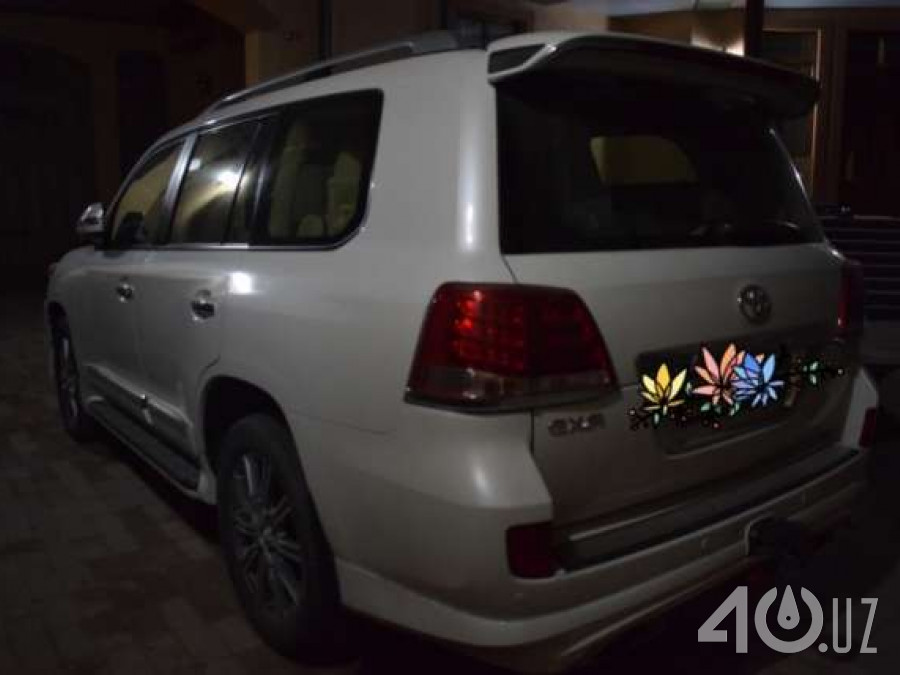 Toyota Land Cruiser 200 Series Рестайлинг 2