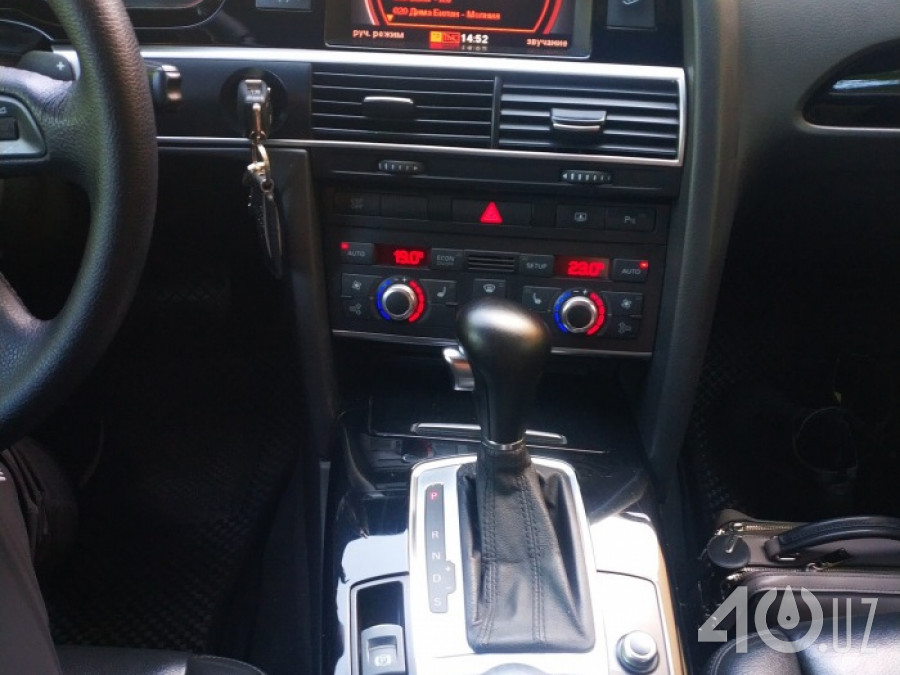 Audi A6 III (C6)