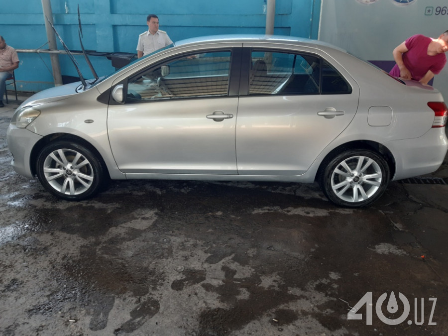 Toyota Yaris II
