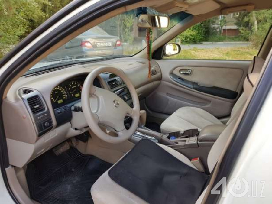 Nissan Maxima V (A33)