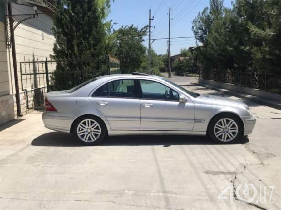 Mercedes-Benz C-klasse II (W203)