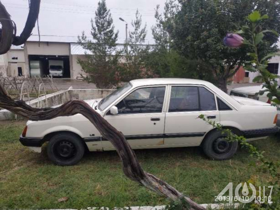 Opel Rekord E
